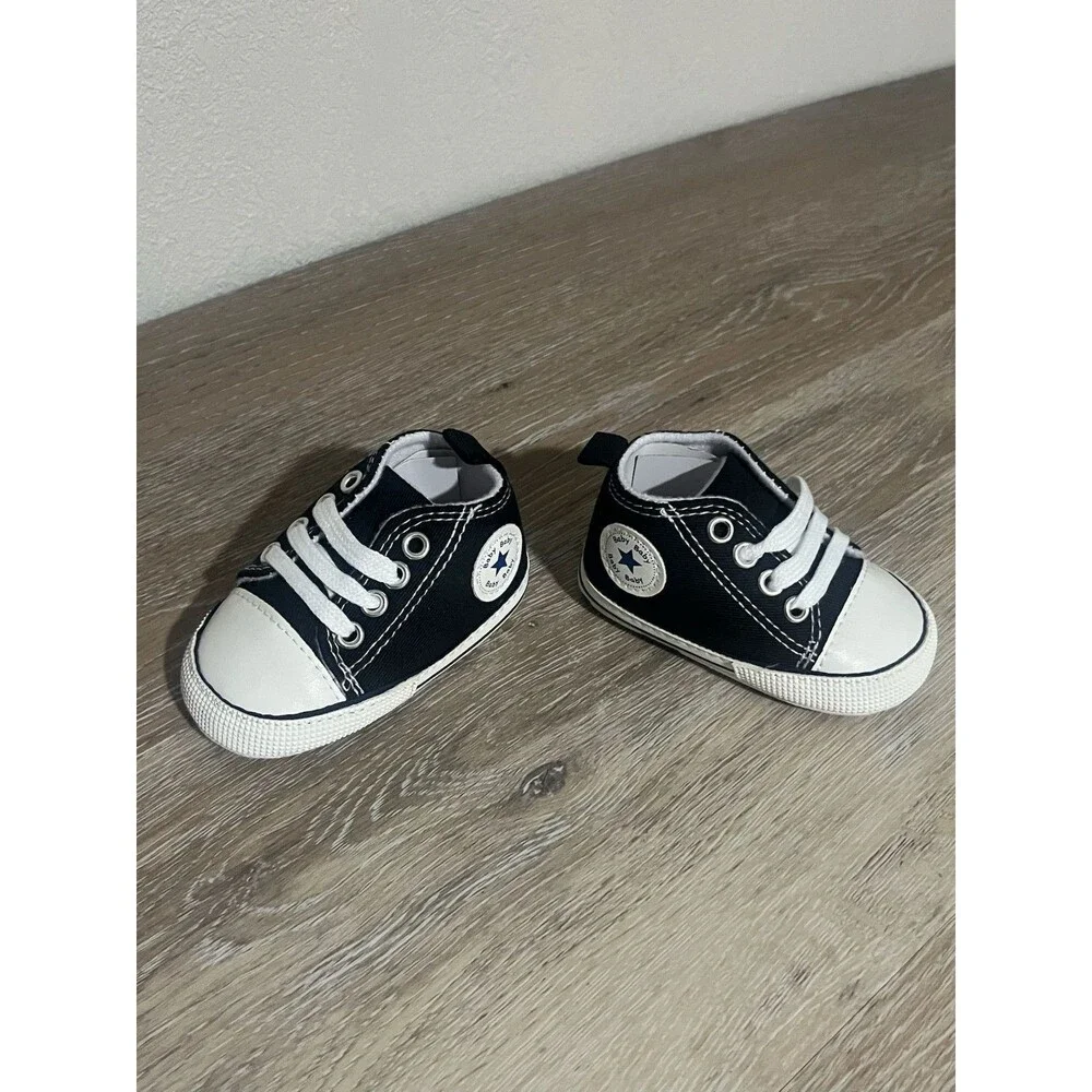 Baby Infant Unisex Classic Canvas Crib Sneaker Shoes, Size 1 (0-6 Months) NEW